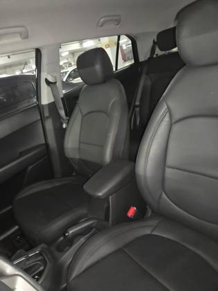 HYUNDAI CRETA 1.6 16V FLEX ACTION AUTOMÁTICO HYUNDAI CRETA 1.6 16V FLEX ACTION AUTOMÁTICO